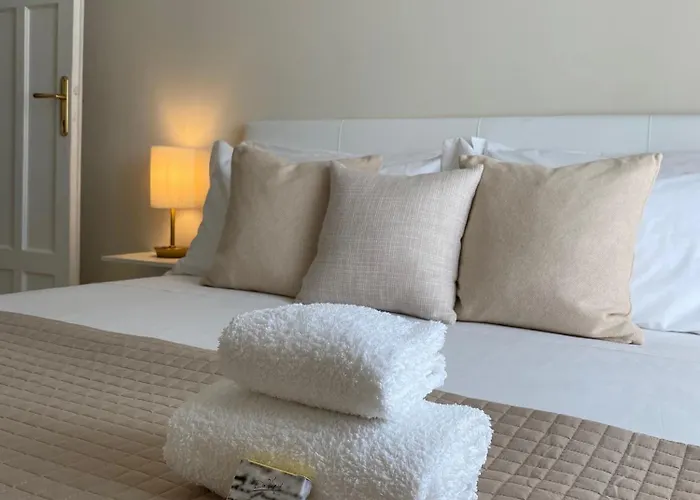 Apartament Golden Round Palace Rzym